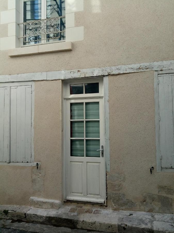 Ferienwohnung Charme Et Confort Blois Centre Exterior foto